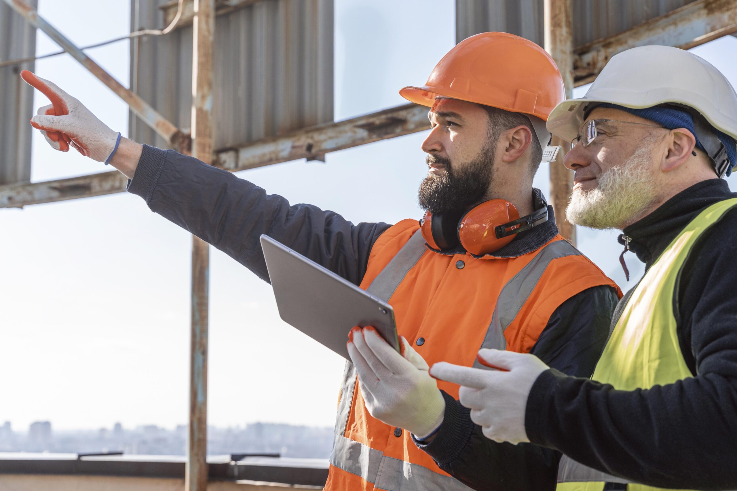 close-up-men-work-with-laptop